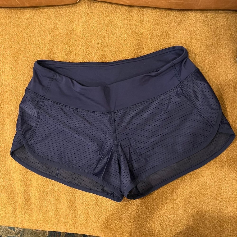 Lululemon Shorts Size 6 With Liner
